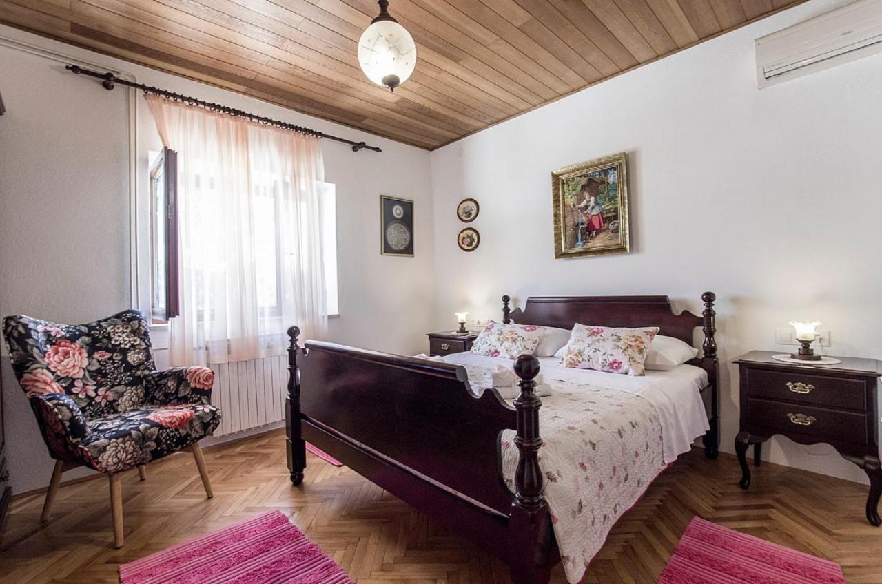 Holiday Home Villa Spilla Селка Екстер'єр фото
